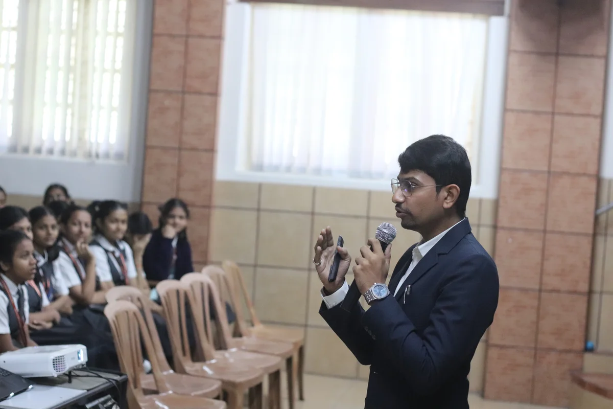 iTechFixr School Digital Safety Seminar